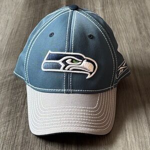 Reebok ball cap hat Seattle Seahawks NFL football blue medium large men’s fitted